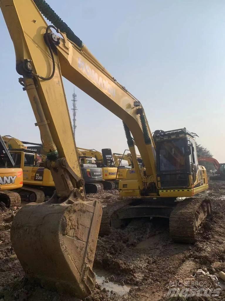 Komatsu PC 220-8M0 Pásová rýpadla