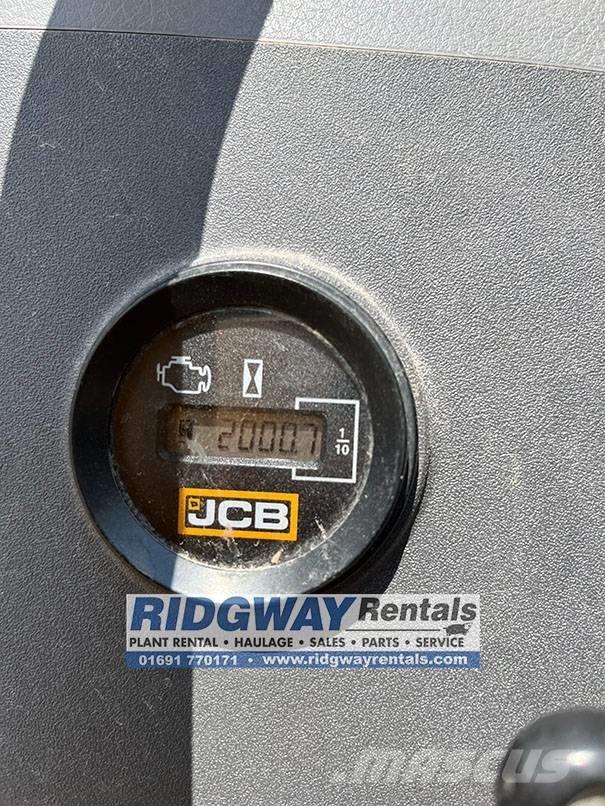 JCB 131 XLC Pásová rýpadla