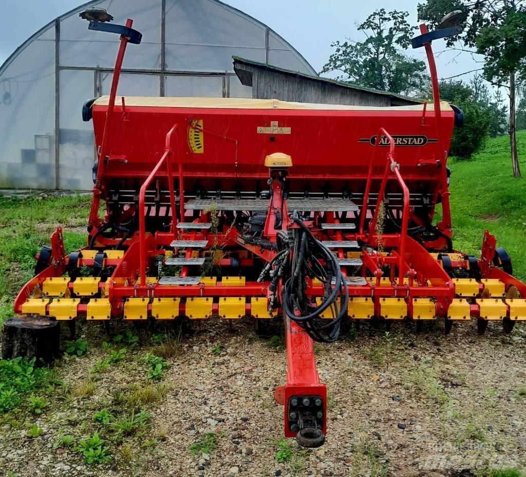 Väderstad Rapid400C Mechanické secí stroje