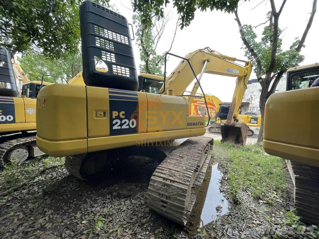 Komatsu PC 220-7 Pásová rýpadla