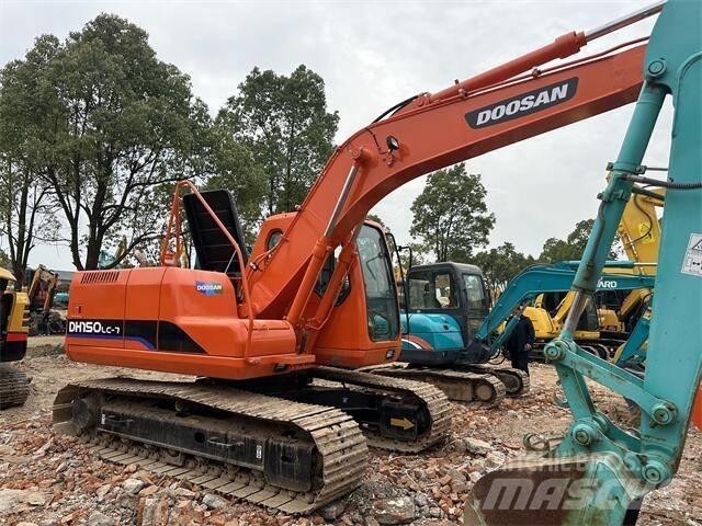 Doosan DH150 Midi rýpadla 7t - 12t
