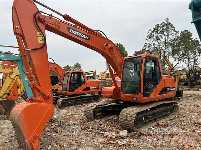 Doosan DH150 Midi rýpadla 7t - 12t
