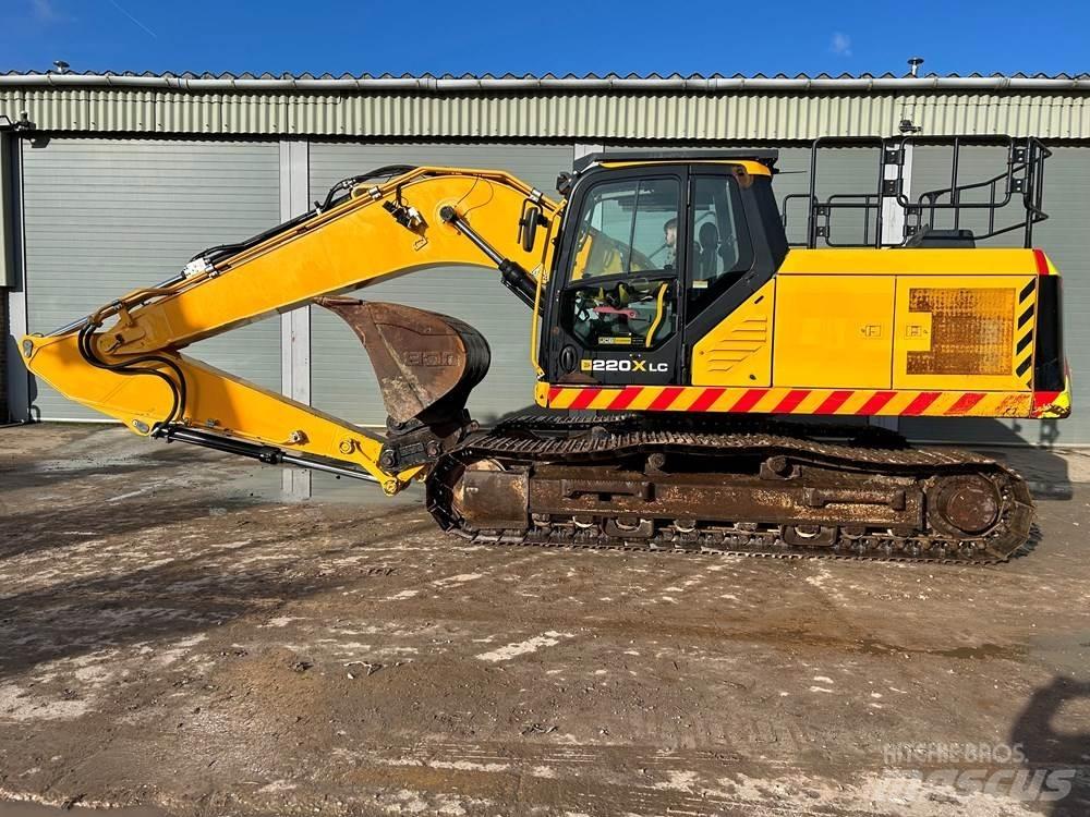 JCB 220X Pásová rýpadla