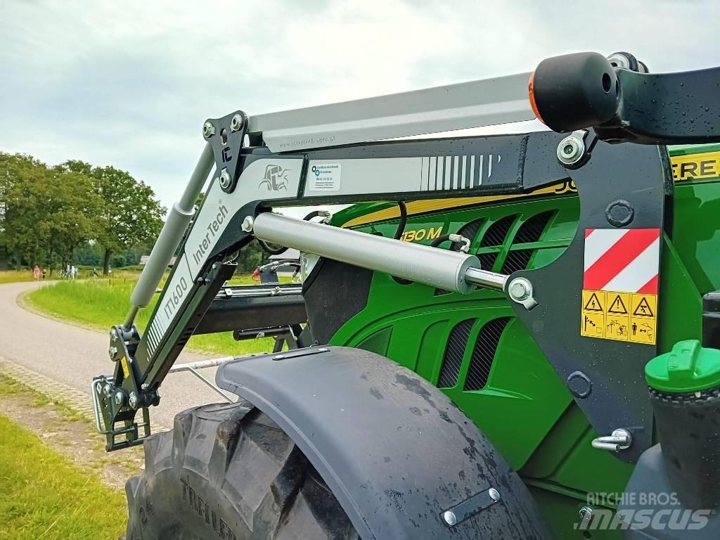 John Deere 6130 M Traktory