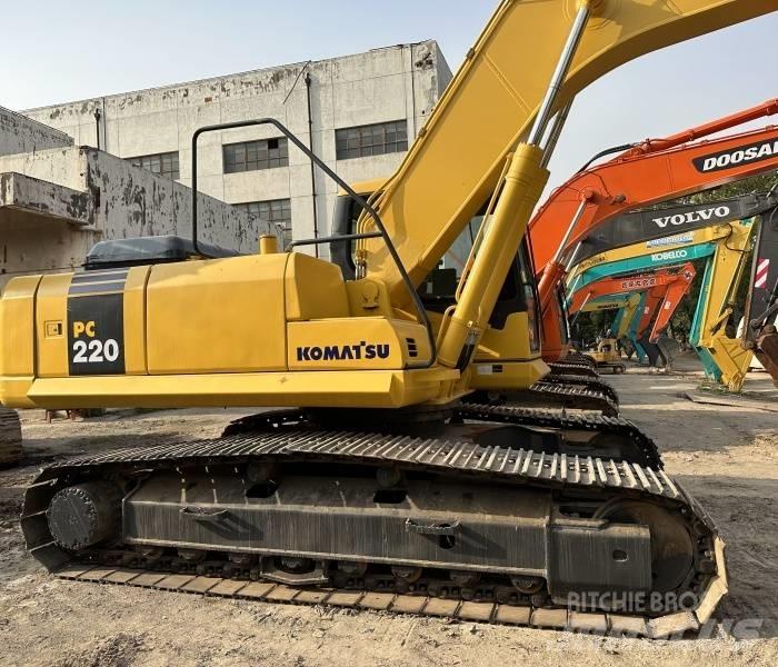 Komatsu PC 220 Pásová rýpadla