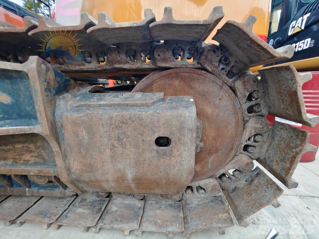 Komatsu PC 460-8 Pásová rýpadla
