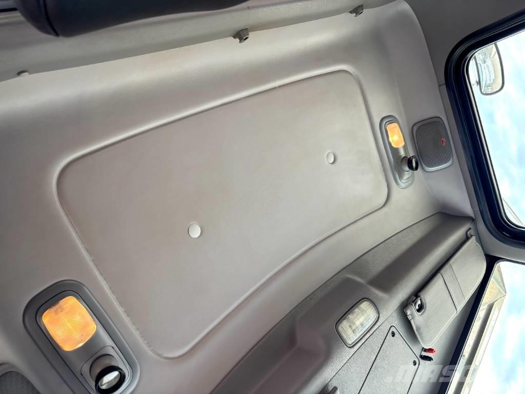 Peterbilt 389 Tahače