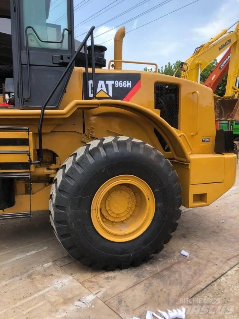 CAT 966  H Kolové nakladače