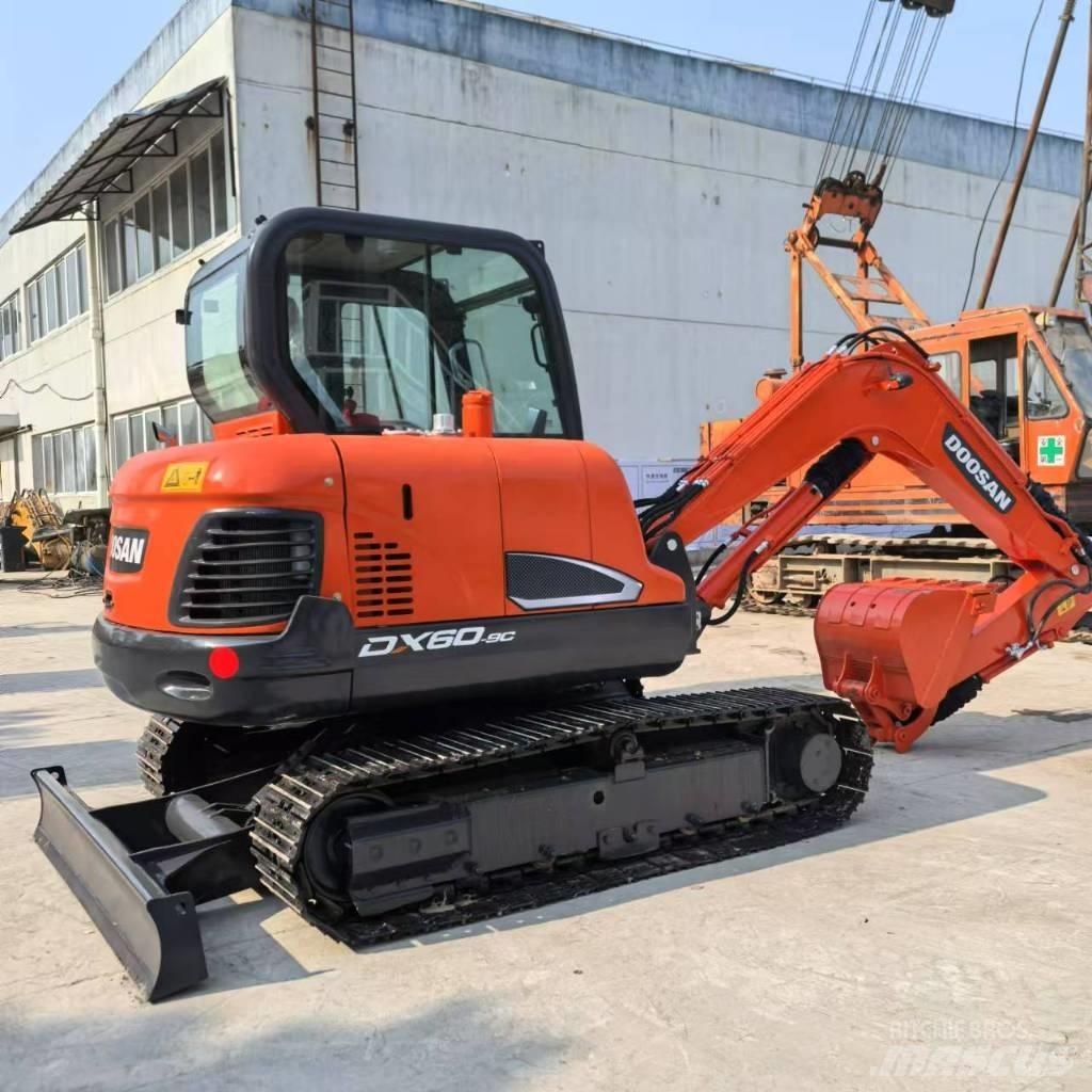 Doosan DX60-9C Mini rýpadla < 7t