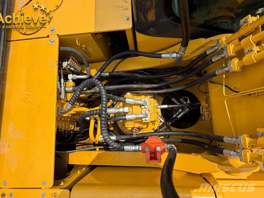 Komatsu PC 300 Pásová rýpadla