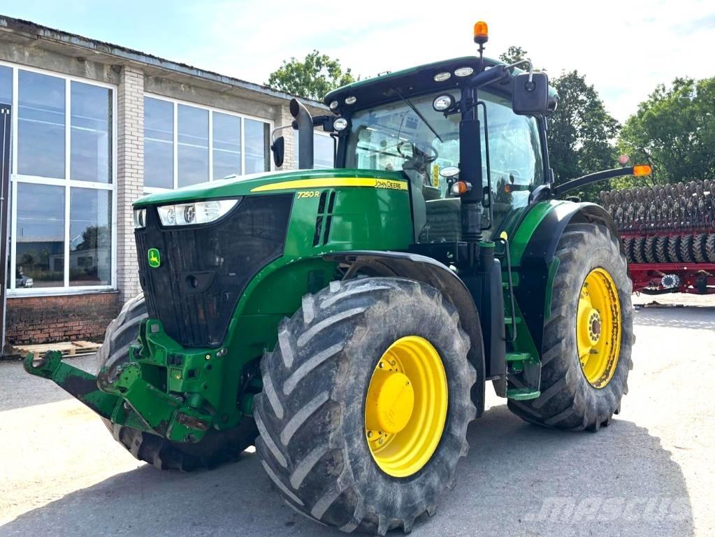 John Deere 7250 R Traktory