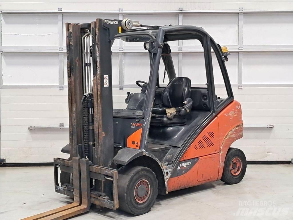 Linde H25D-02 Dieselové vozíky