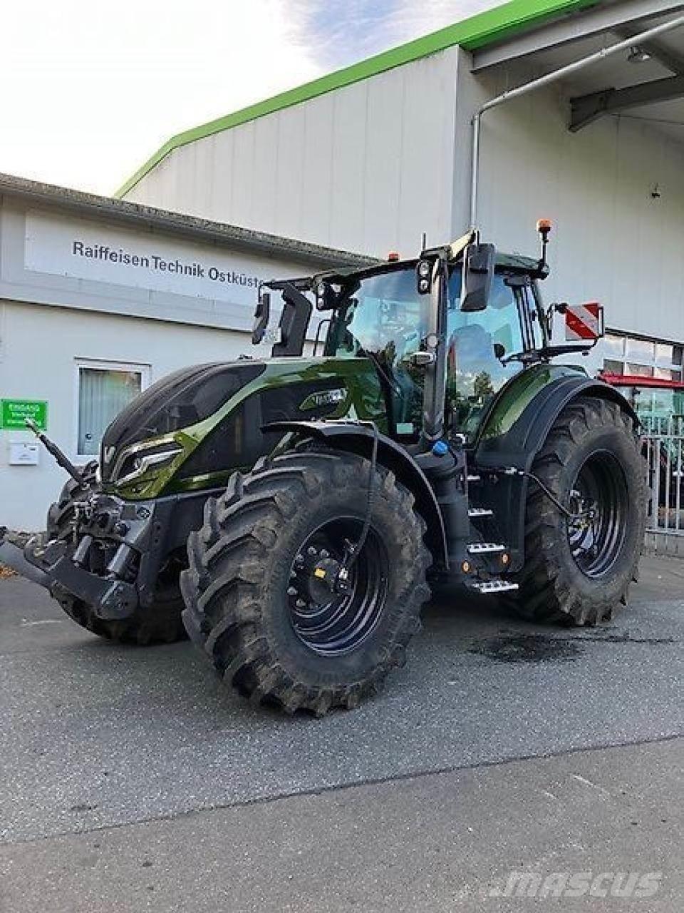 Valtra q285 Traktory