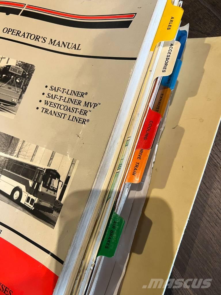 Thomas K880 Školní autobusy