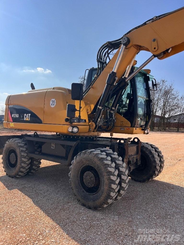 CAT 316D Kolová rýpadla