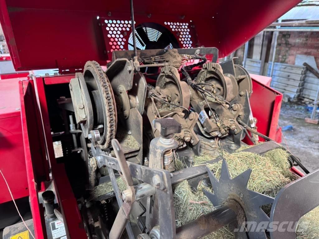 Massey Ferguson 1842 Lis na hranaté balíky