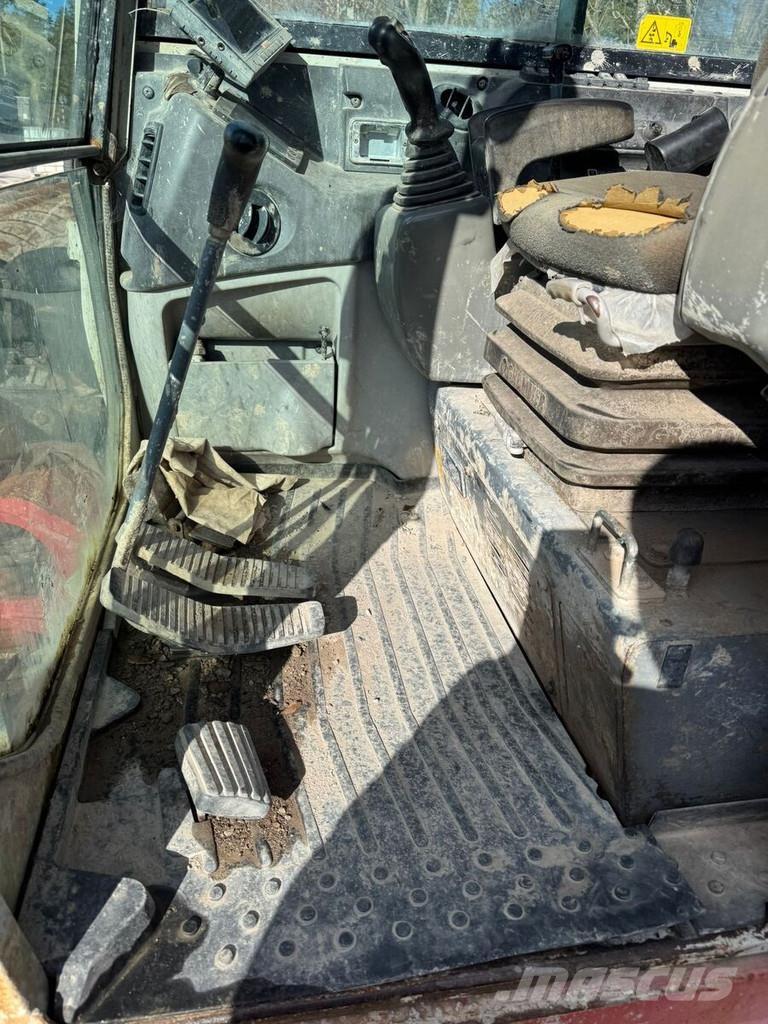 Takeuchi TB260 Mini rýpadla < 7t