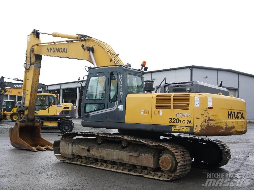 Hyundai R 320 LC-7A Pásová rýpadla
