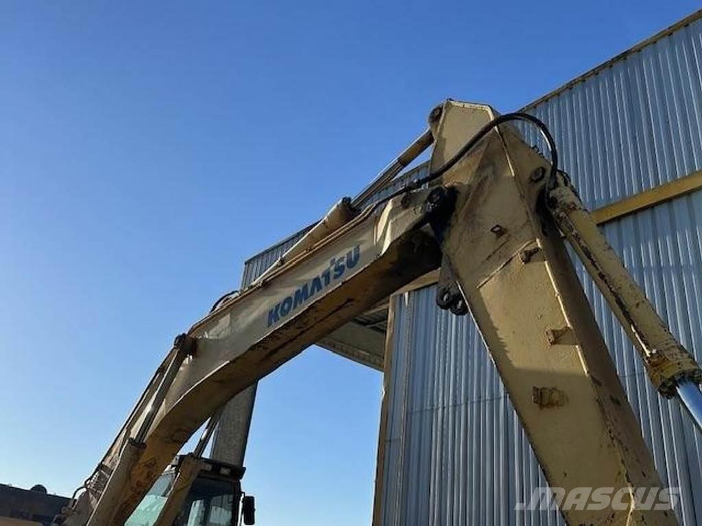 Komatsu PC450 Pásová rýpadla