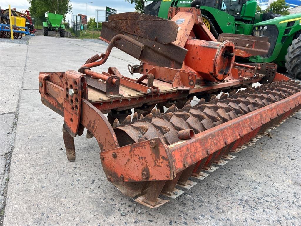 Kuhn HRB 302 D-A Rotační brány a půdní frézy