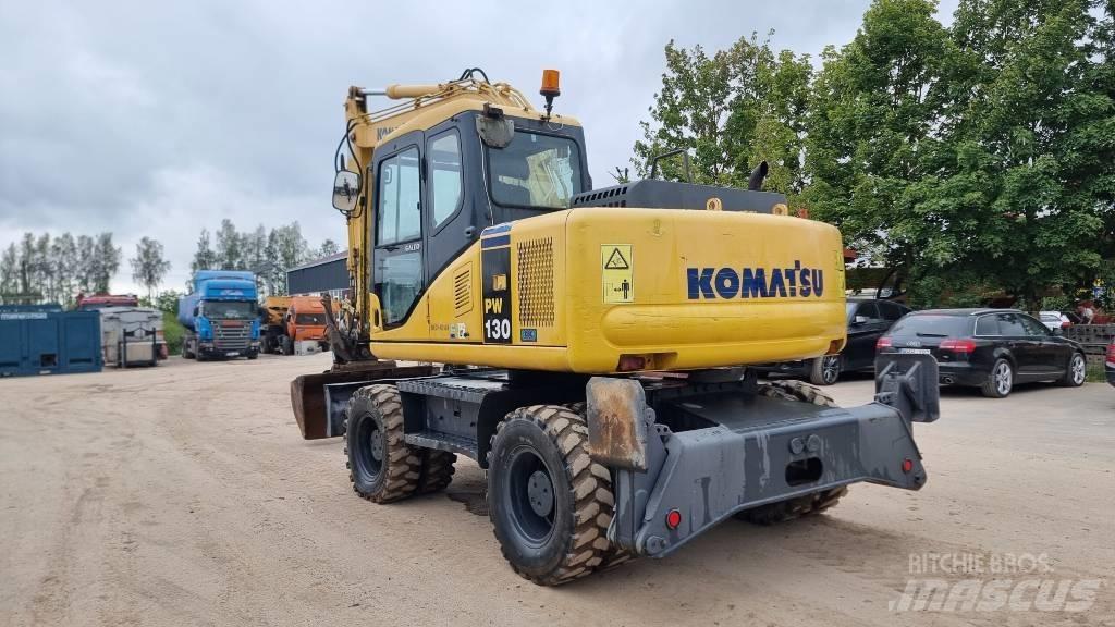 Komatsu PW 130-7K Kolová rýpadla
