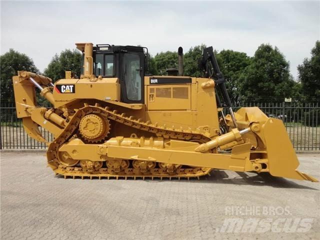 CAT D 8 R Pásové dozery
