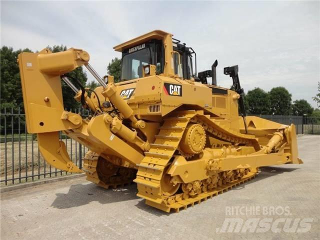 CAT D 8 R Pásové dozery