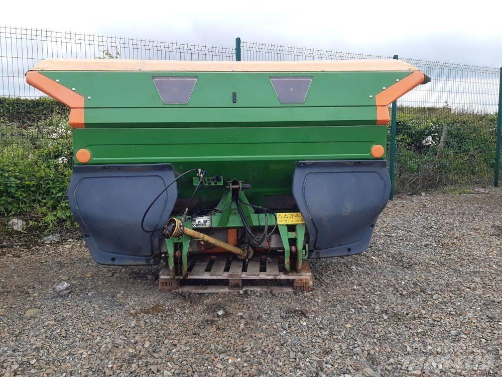 Amazone ZA-M 3001 Rozmetadlo minerálních hnojiv