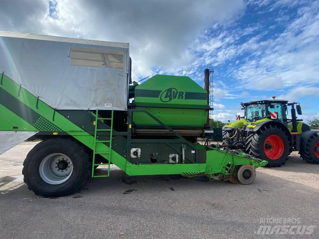 AVR Spirit 9200 Bramborové kombajny / sklízeče