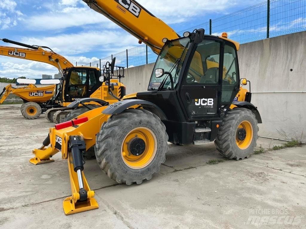 JCB 540-140 Teleskopické manipulátory