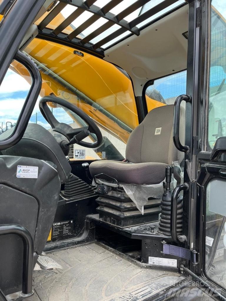 JCB 540-140 Teleskopické manipulátory