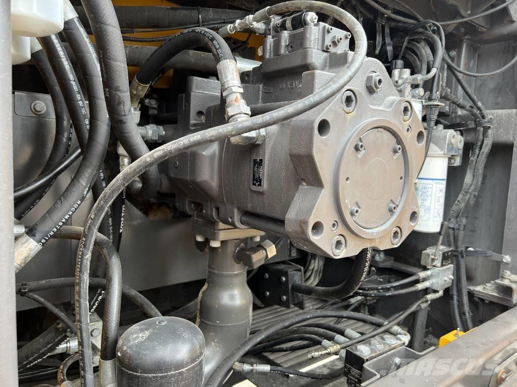 Volvo EC750E L Pásová rýpadla