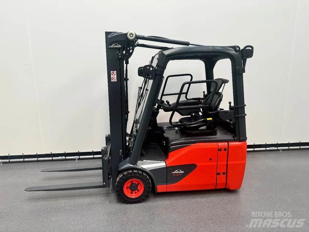 Linde 386 E 16-02 Akumulátorové vozíky