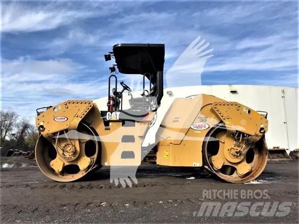 CAT CB64 Tahačové válce