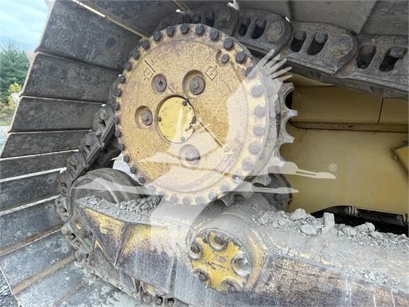 CAT D6T LGP Pásové dozery