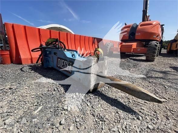  DIESEL DE120 Bourací kladiva / Sbíječky
