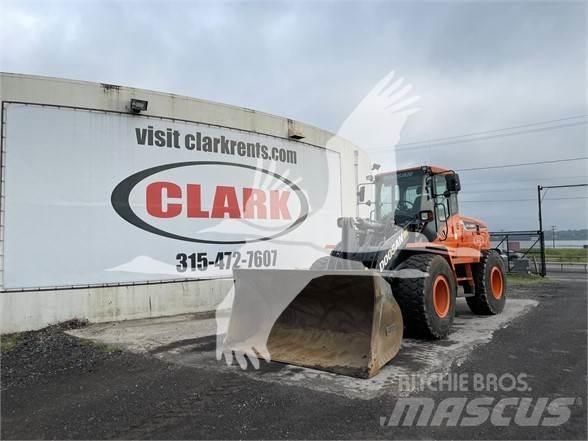 Doosan DL250-5 Kolové nakladače