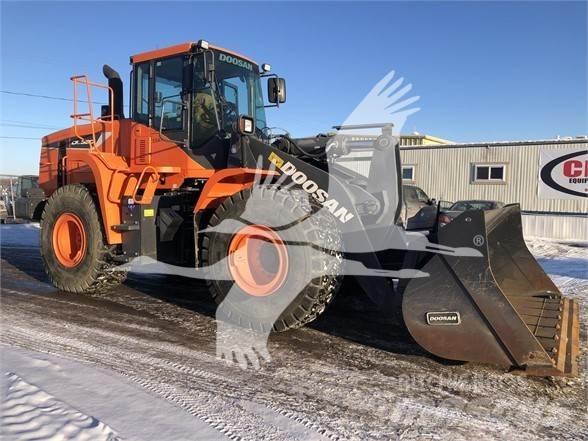 Doosan DL300 Kolové nakladače