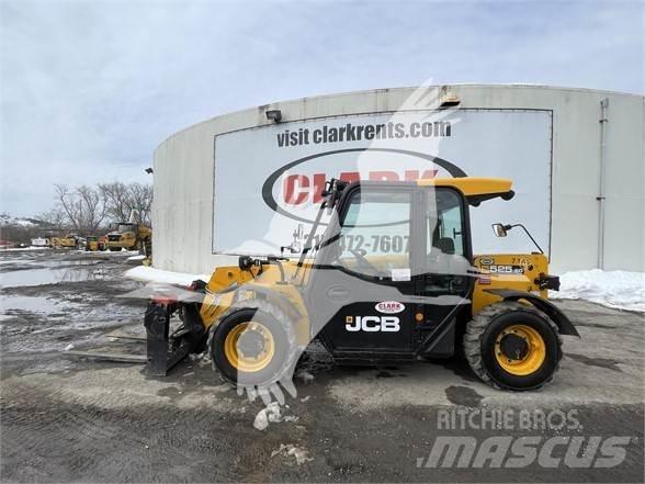 JCB 525-60 Teleskopické manipulátory