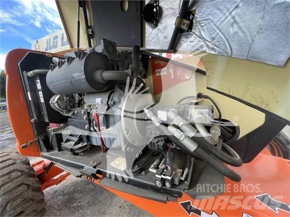 JLG 600AJ Kloubové plošiny