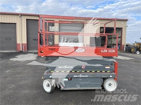SkyJack SJ3226 Nůžková zvedací plošina