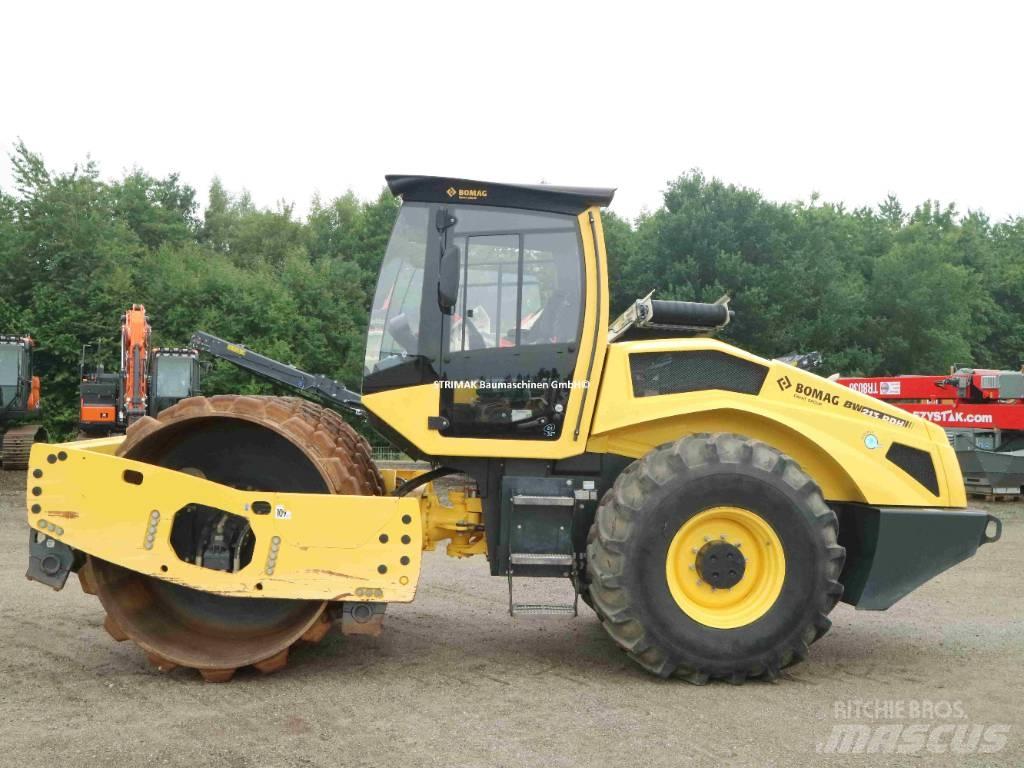 Bomag BW 213 PDH-5 Půdní kompaktory