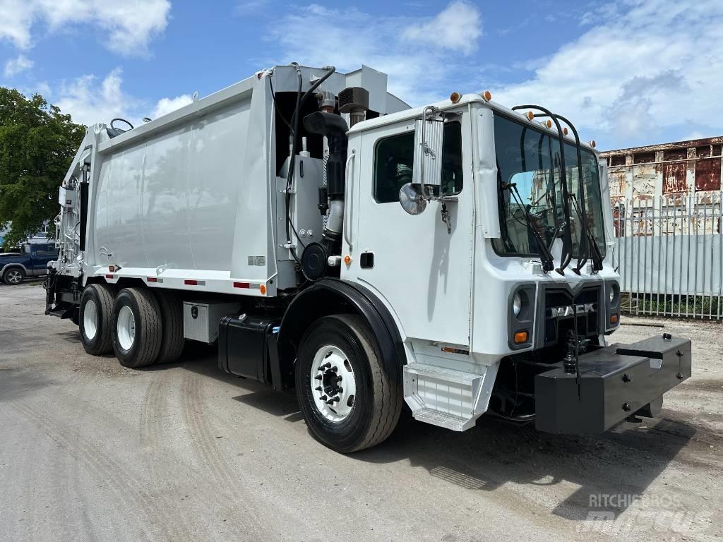 Mack MRU 613 Popelářské vozy