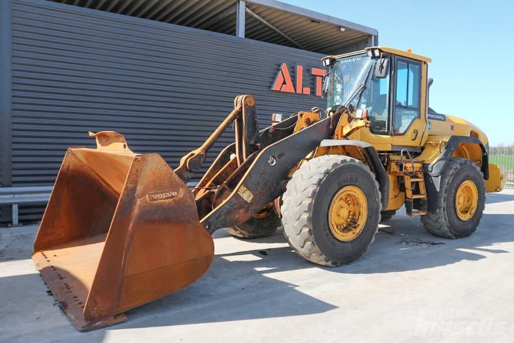 Volvo L120G Kolové nakladače