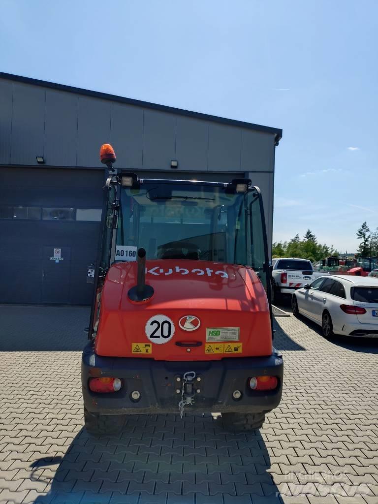 Kubota R 070 Kolové nakladače