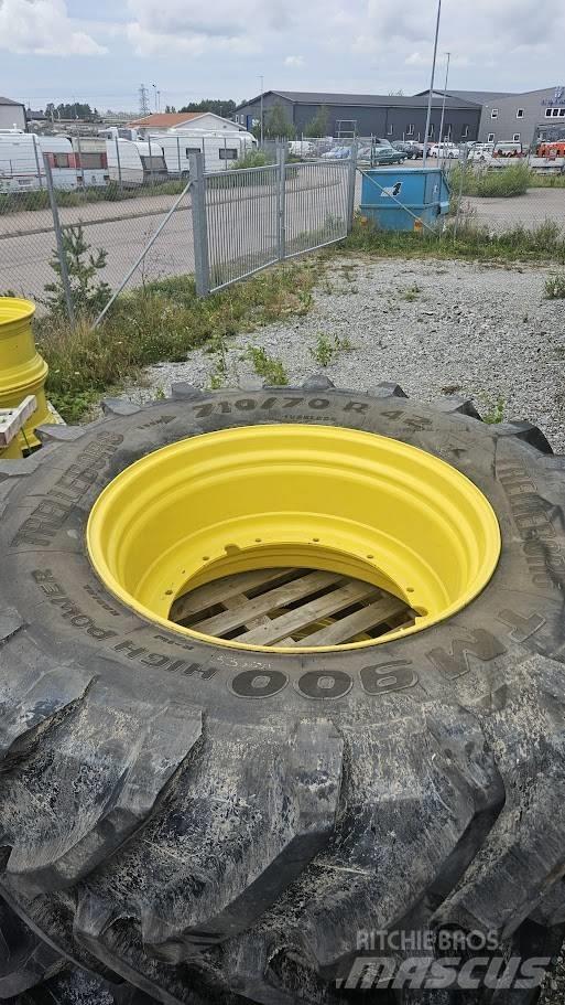 Trelleborg 710/70x42 Další příslušenství k traktorům