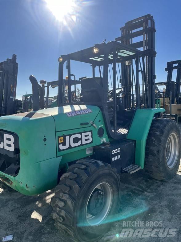 JCB 930 Terénní vysokozdvižné vozíky