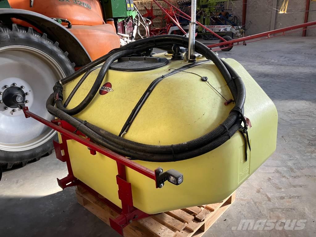 Hardi Mega 1200 Nesené postřikovače