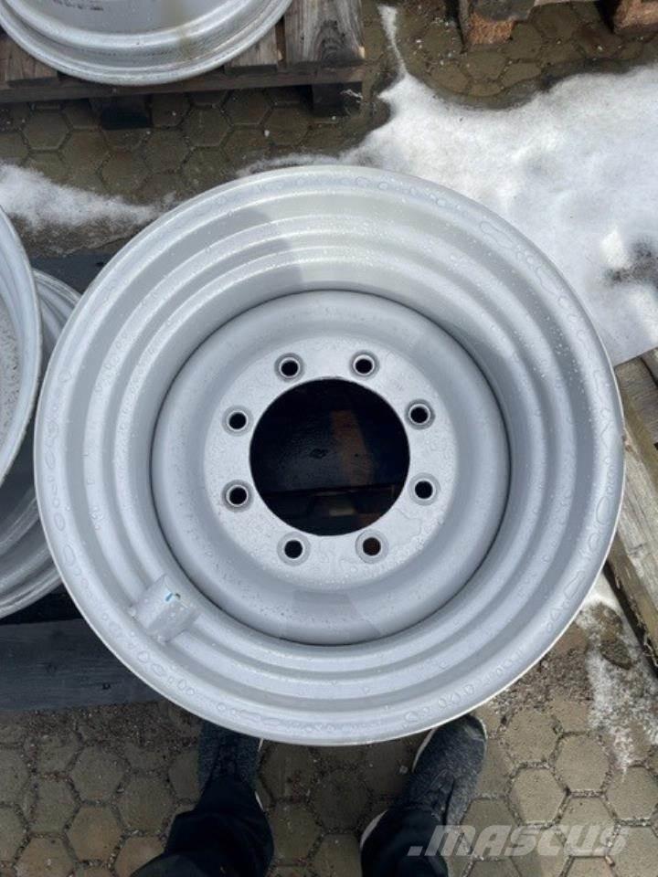  Øvrige ØVRIGE Pneumatiky, kola a ráfky