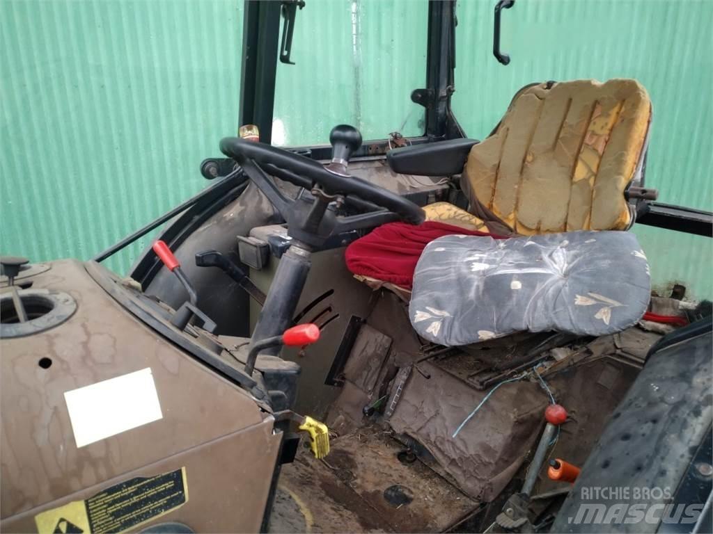 John Deere 1850 Traktory